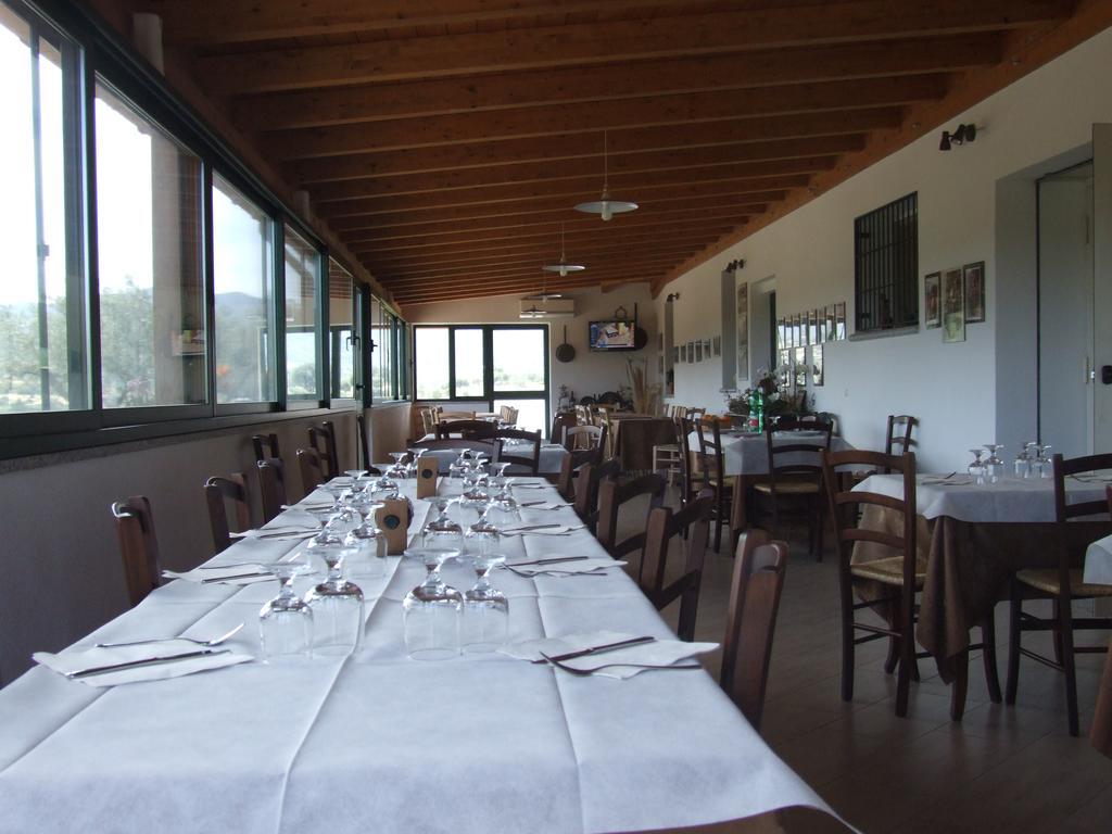 Agriturismo Locoe Ольена Экстерьер фото